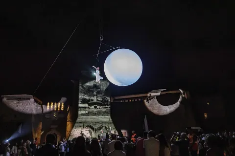 spettacolo apertura Fellini Museum