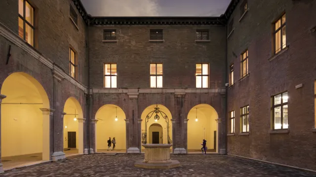 Cortile Biblioteca Gambalunga