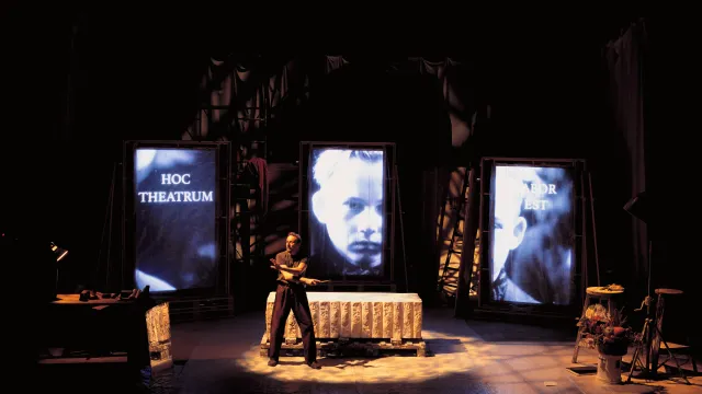 lettere a bernini - foto di scena di Enrico Fedrigoli