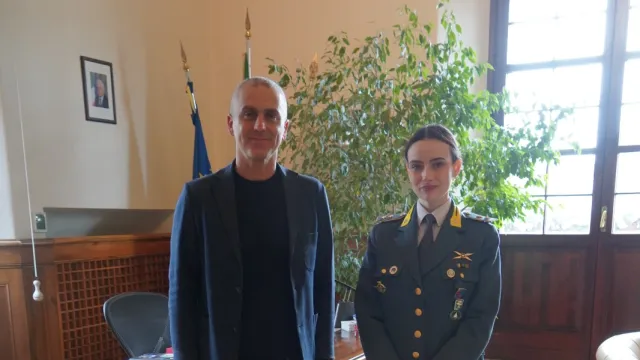 Il Sindaco riceve la Tenente Pilota Flavia Gnoffo