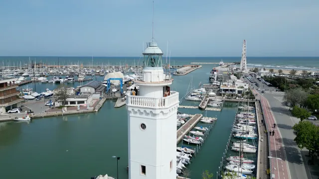 visite al faro di rimini.