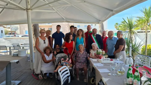 Cento anni di Claudia Frisoni