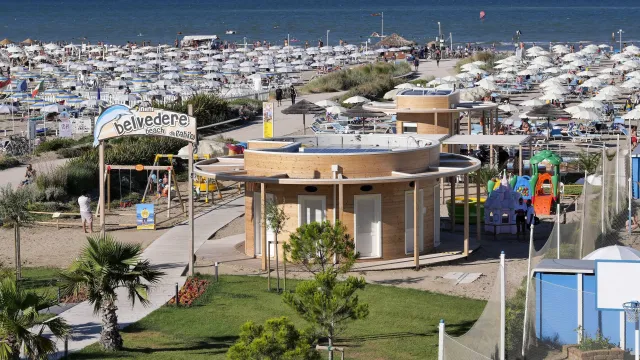 Belvedere piazzale Kennedy Nettuno