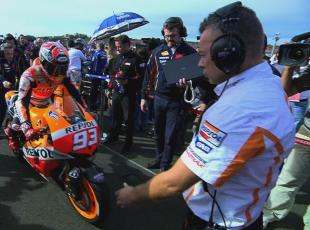 hitting_the_apex_pedrosa_bike2_still.jpg