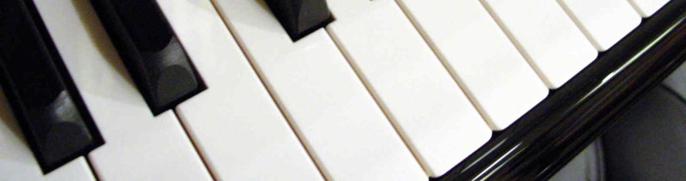 piano-1600x1200.jpg