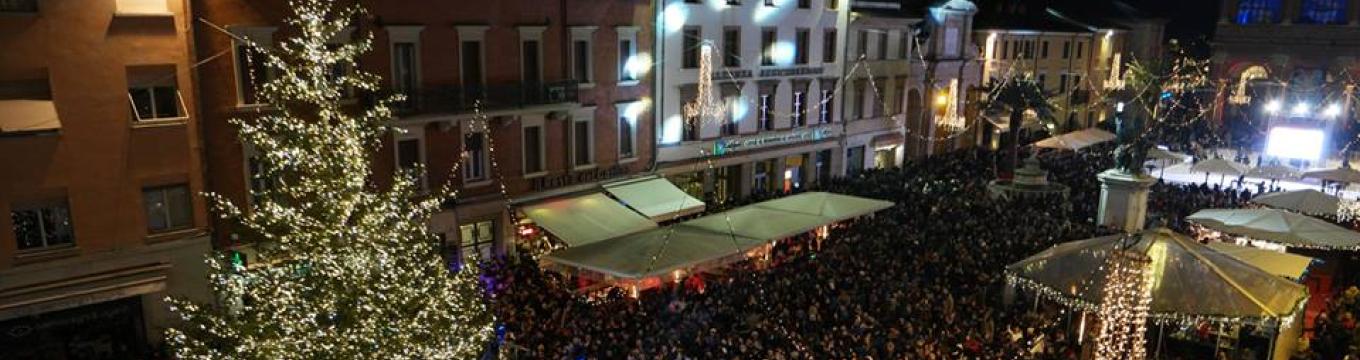 piazzacapodanno.jpg