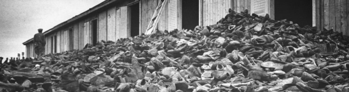 scarpe_delle_vittime_di_majdanek_-polonia_-_luglio_1944_-_foto_ushmm_museo_olocausto_washington.jpg